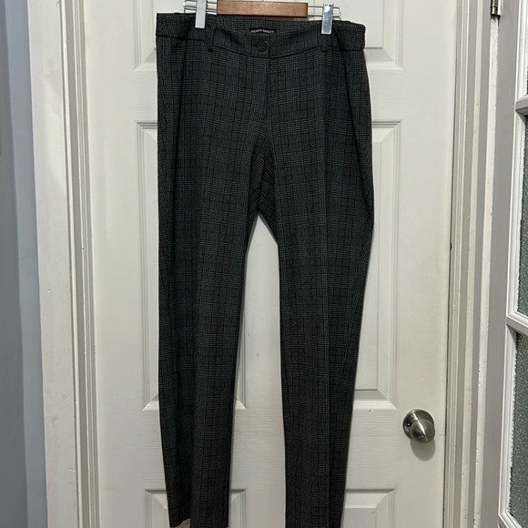 HILARY RADLEY stretch plaid trousers.  Size 12 - Picture 2 of 8